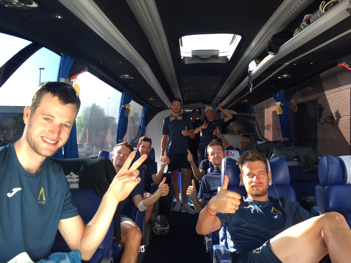 аква блу в автобусе