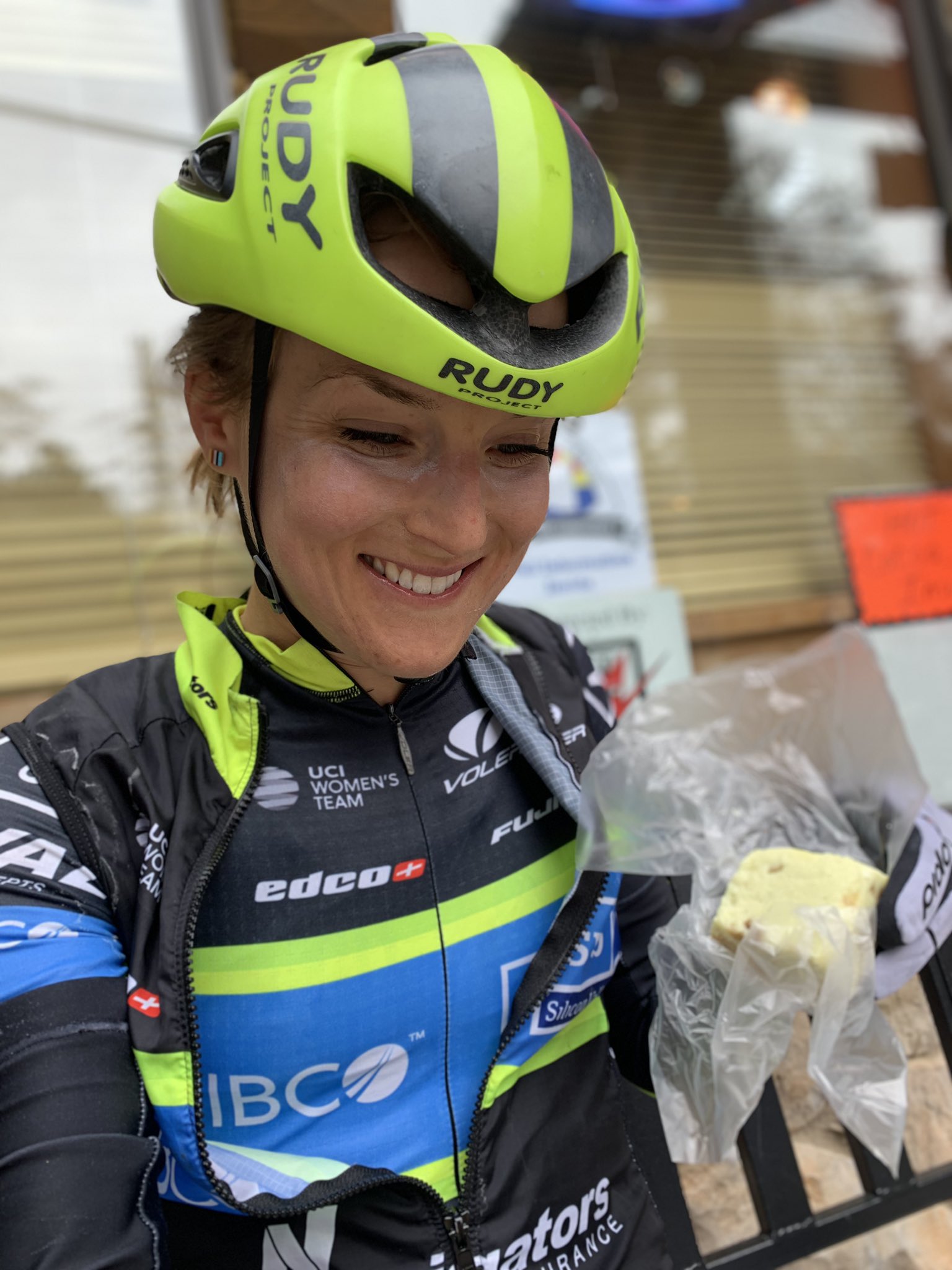 лекс и квазифисташковая ириска