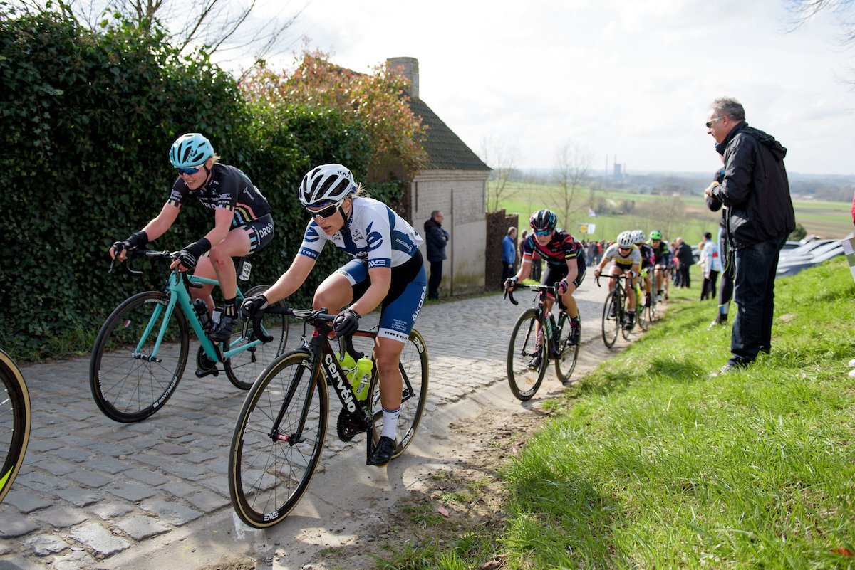 лотта леписто на фламандских брусчатках